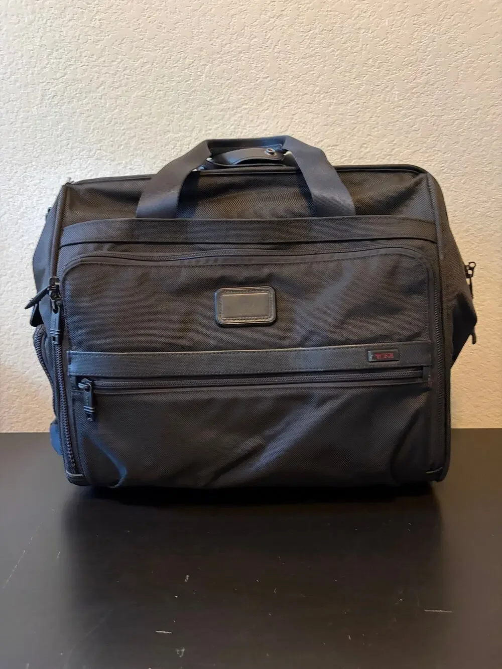 Tumi Alpha Framed Soft Duffel Bag Weekend Travel Commute (flawed- Missing Strap)